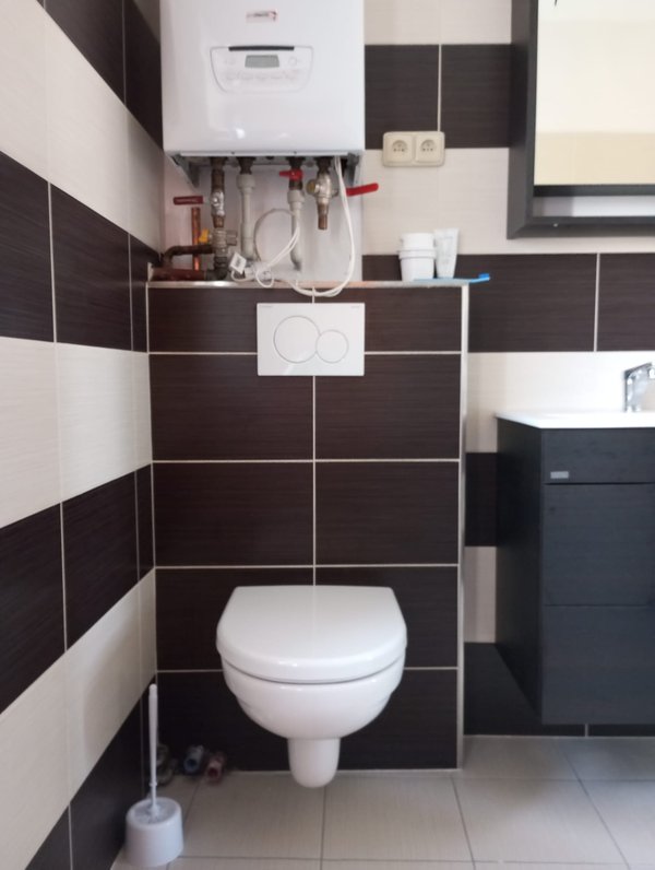Instalace WC a příprava koupelny — realizace Praha